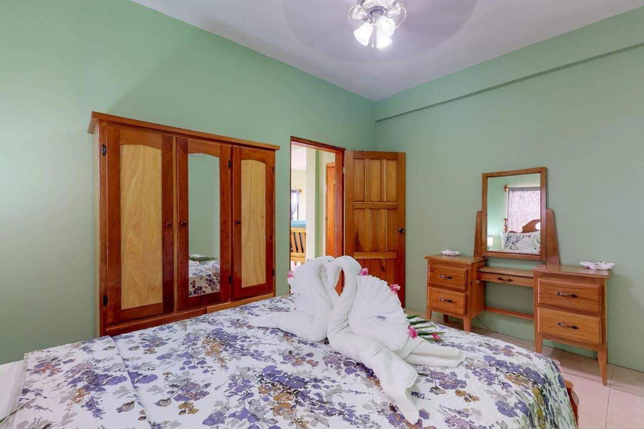 Laguna Hotel San Pedro  Extérieur photo