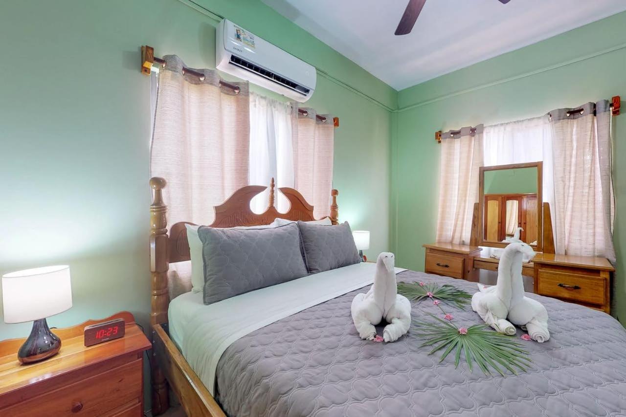 Laguna Hotel San Pedro  Extérieur photo