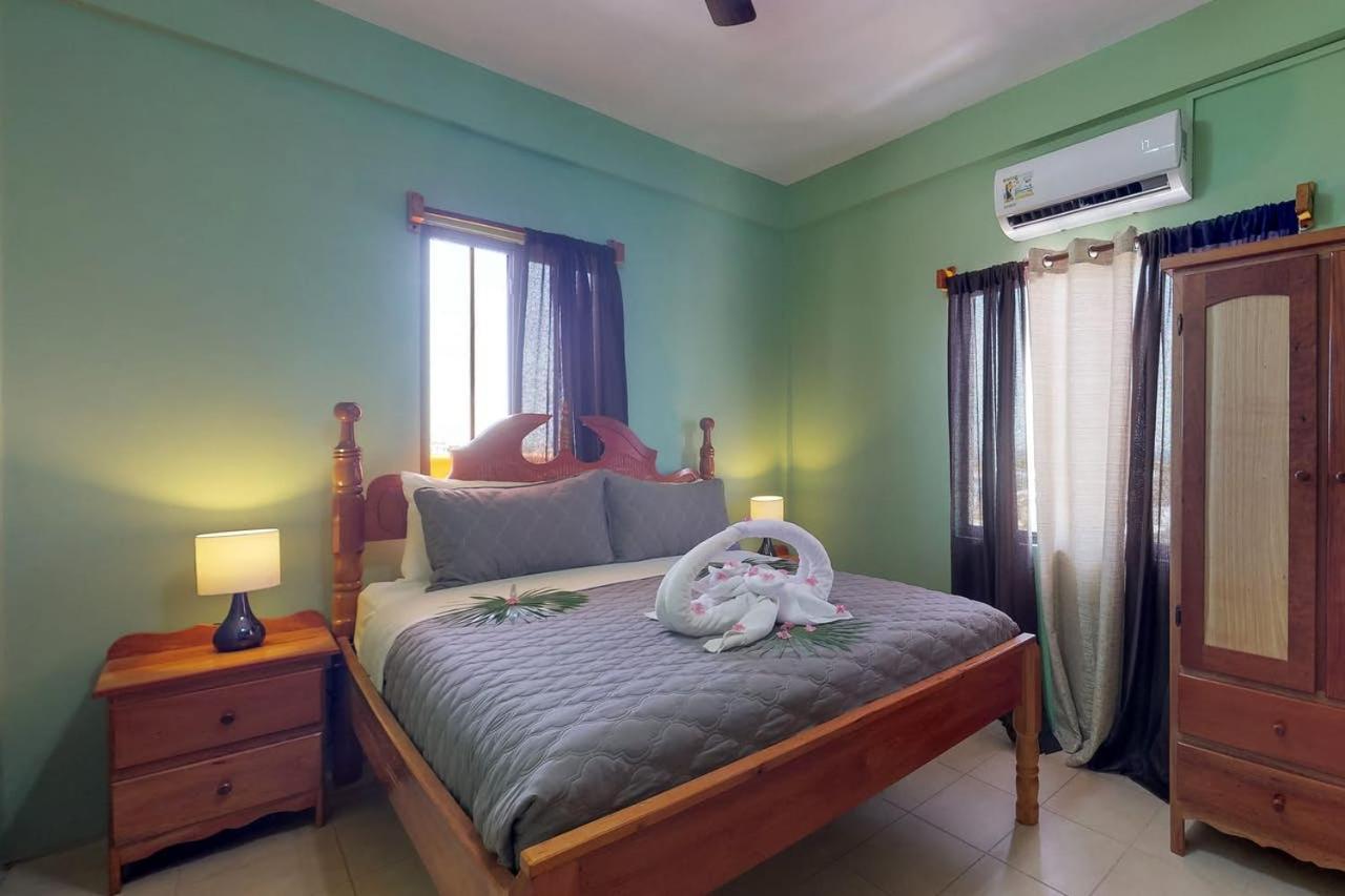 Laguna Hotel San Pedro  Extérieur photo