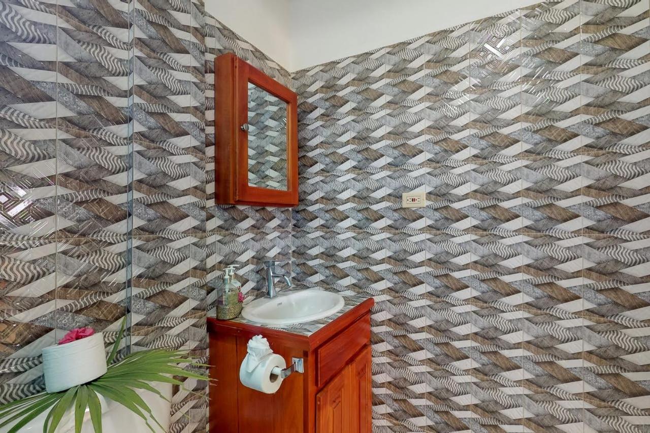 Laguna Hotel San Pedro  Extérieur photo