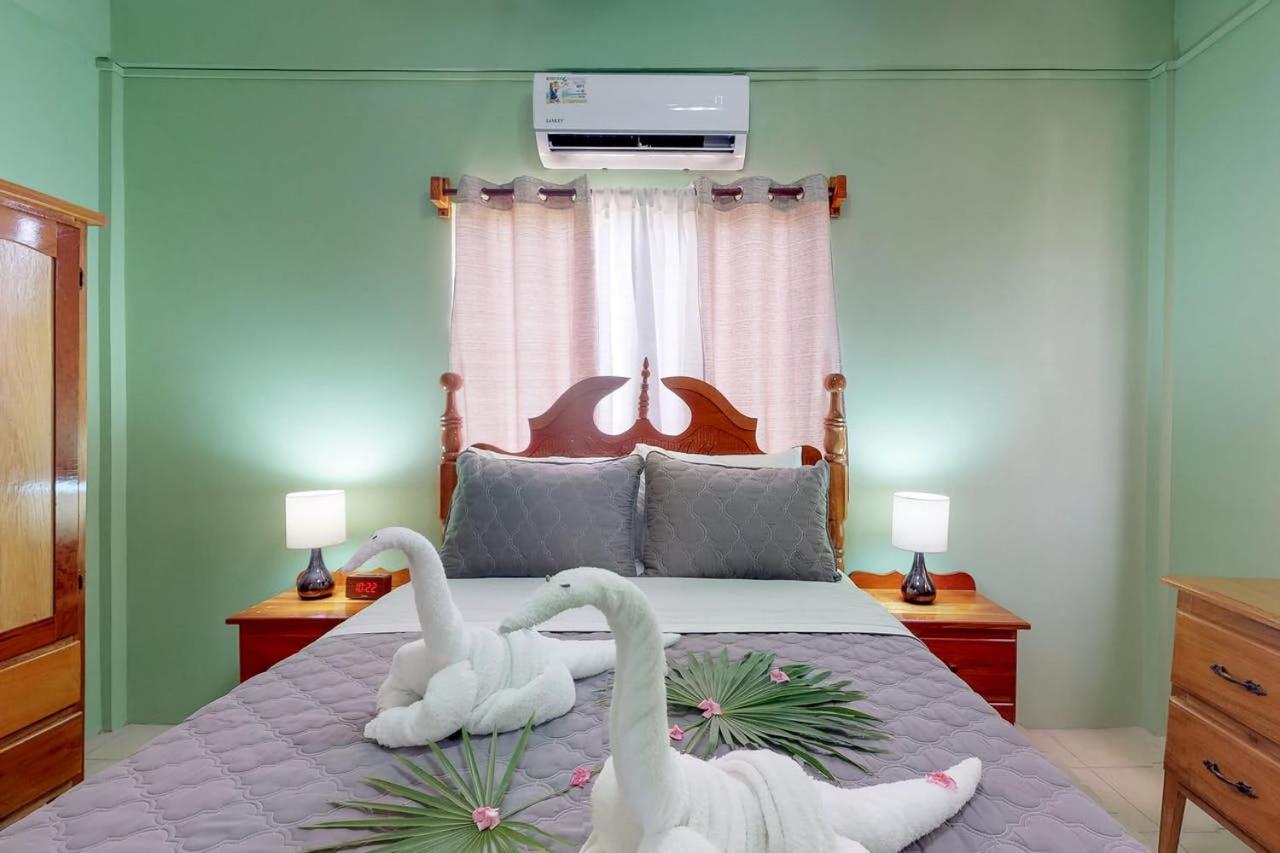 Laguna Hotel San Pedro  Extérieur photo